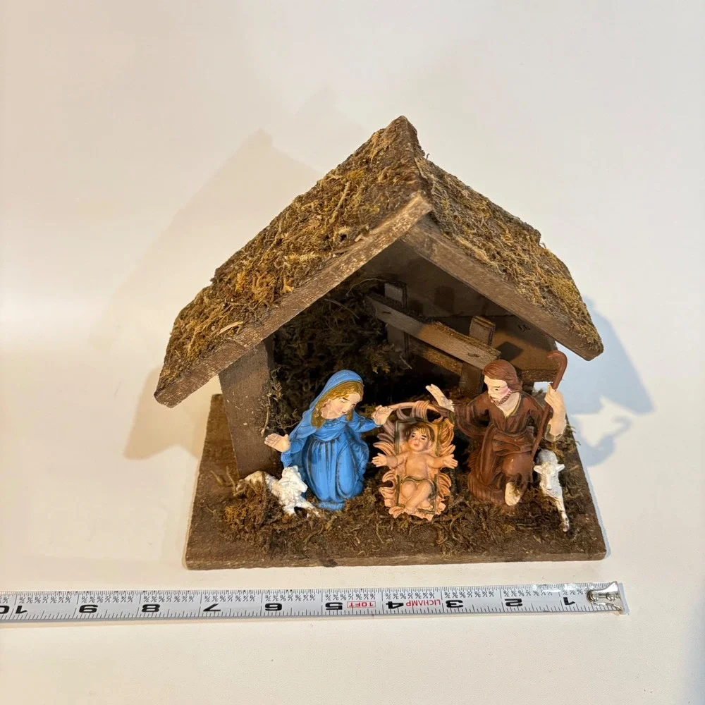 Vintage Made in Italy Nativity Set Wooden Manger Creche Holy Family Christmas